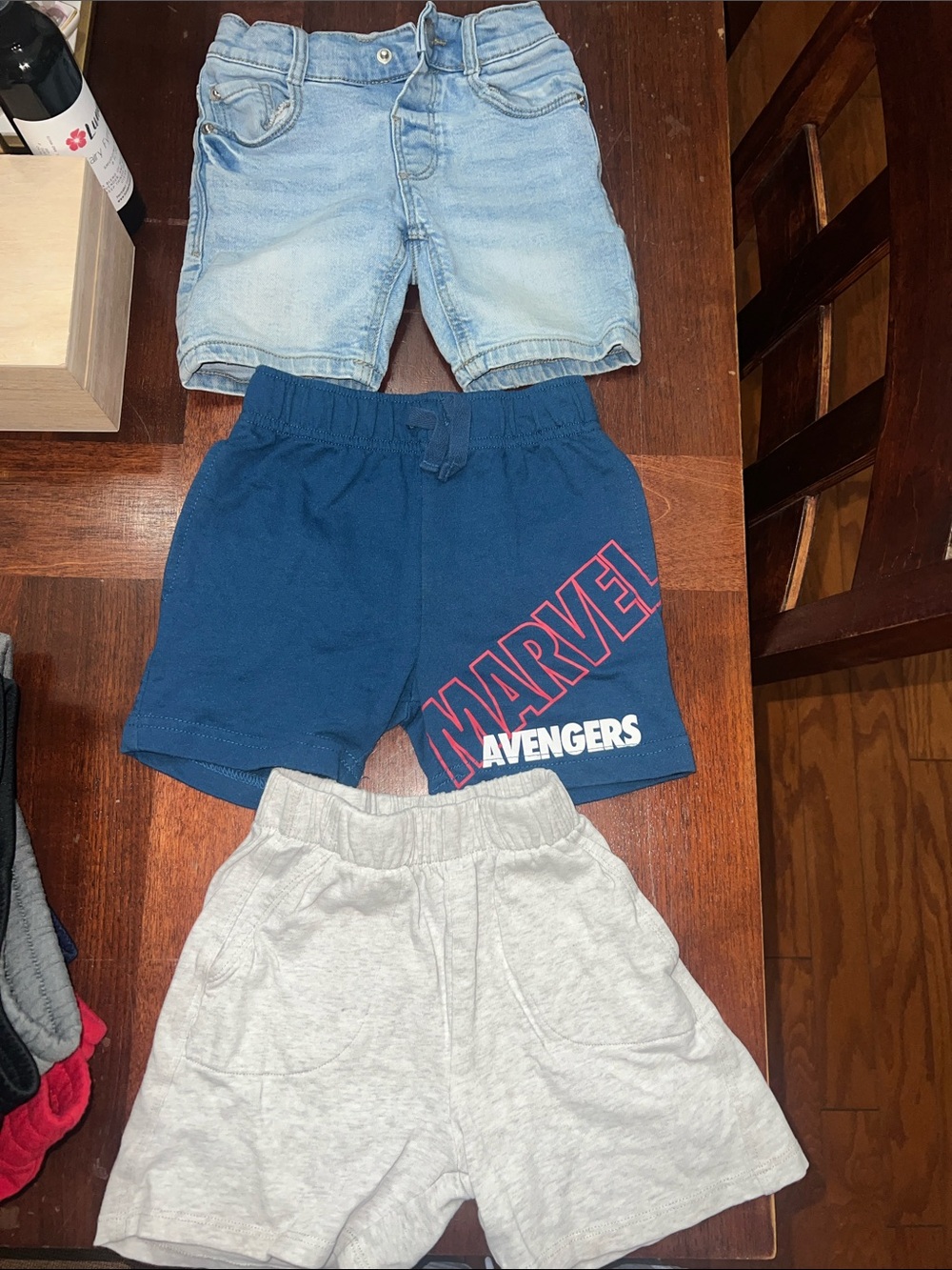 Bundle Set of 3 kids shorts size XS/4